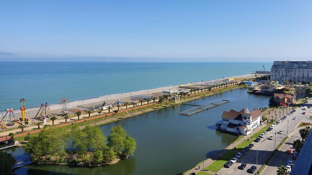 Orbi City Aparthotel Μπατούμι Εξωτερικό φωτογραφία