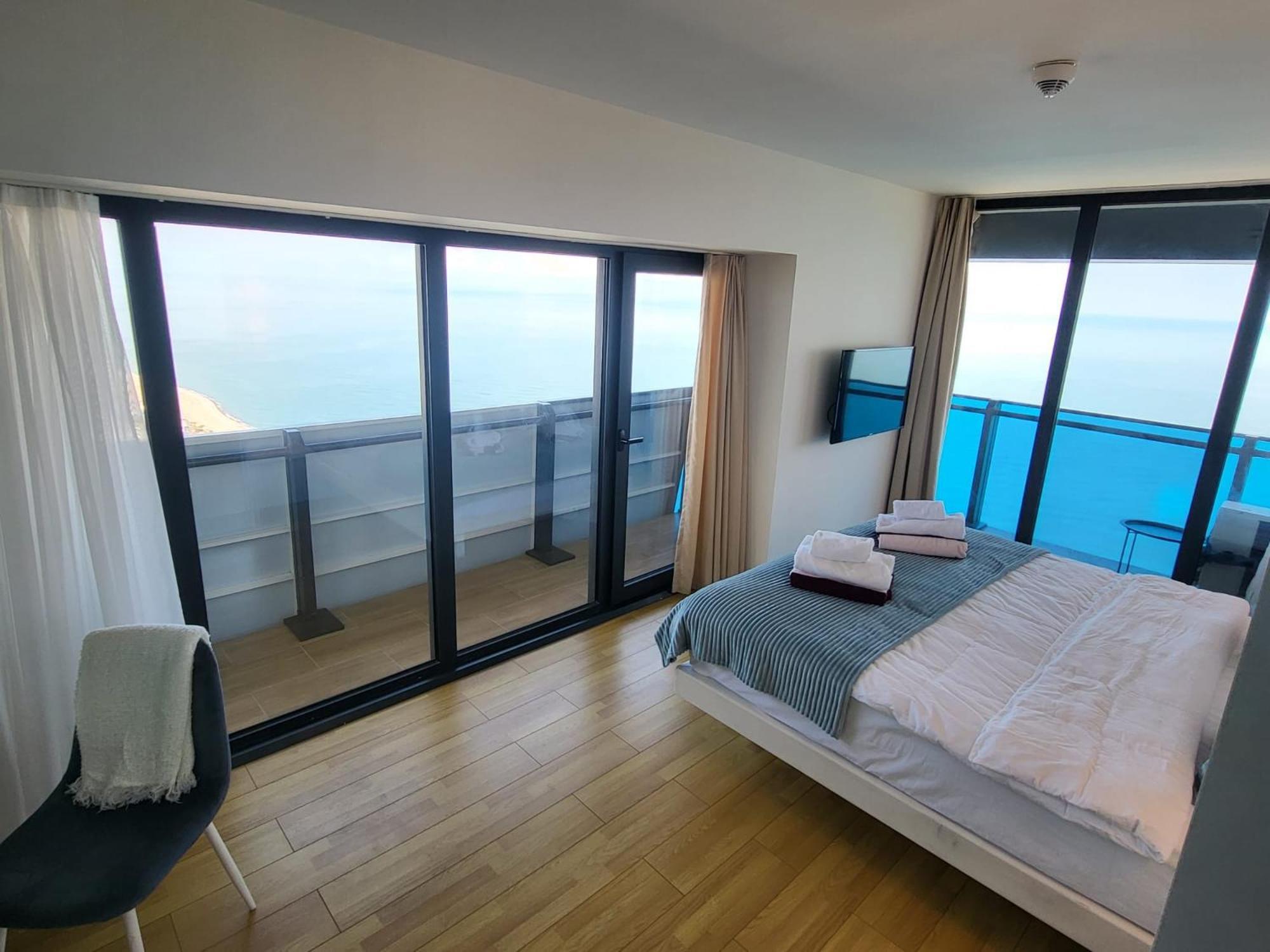Orbi City Aparthotel Μπατούμι Δωμάτιο φωτογραφία